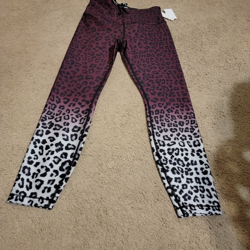 Good American crop leopard print leggings